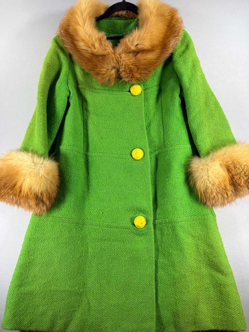 Vintage Green Wool Fur Collar Coat With Yellow Buttons